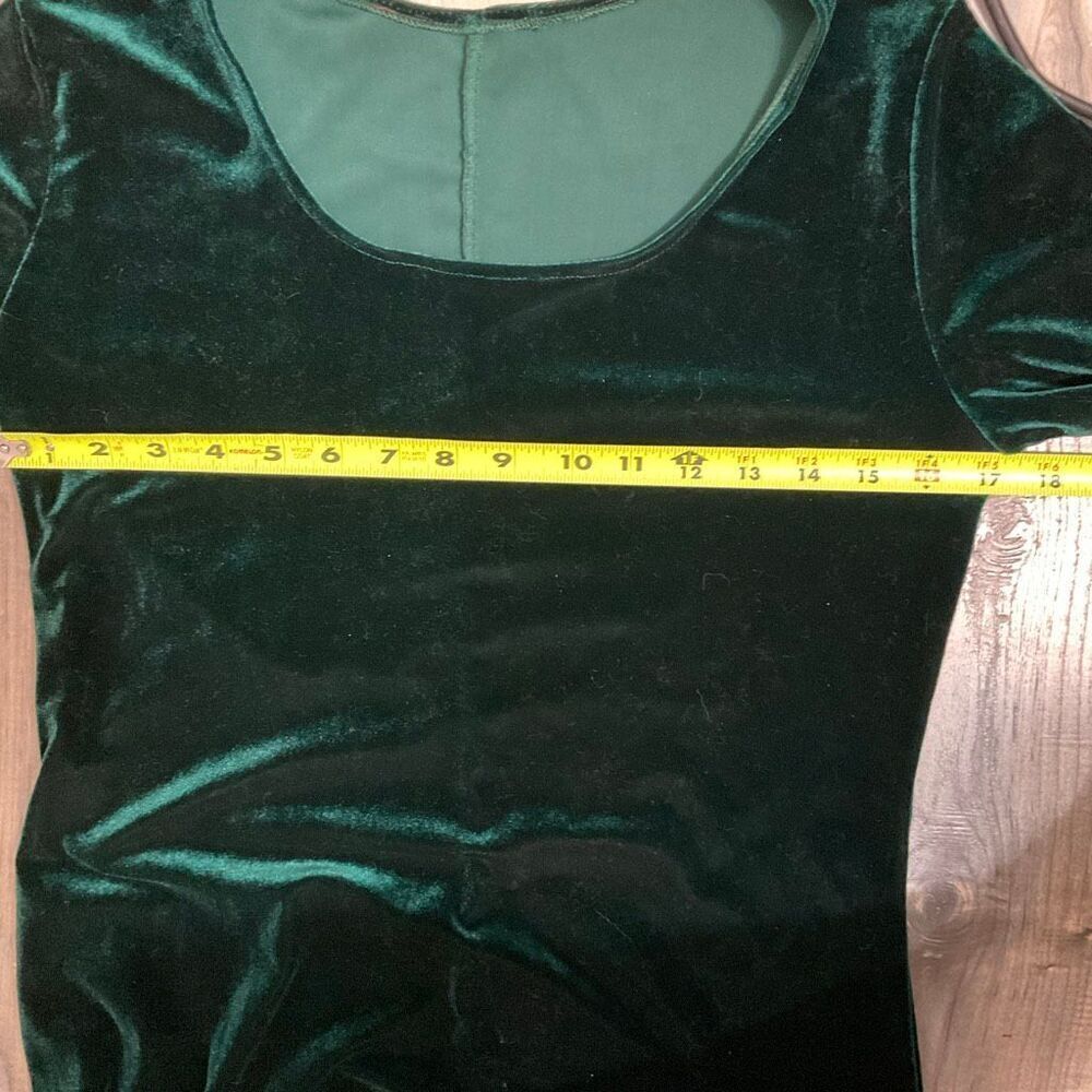 Emerald Green Velvet Long Dress one size fits most - Picture 5 of 9